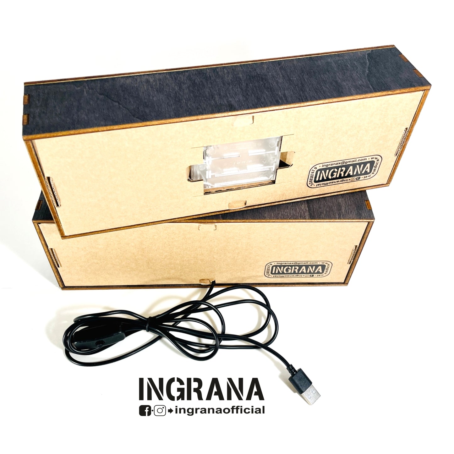 Insegna luminosa in legno "ON AIR"