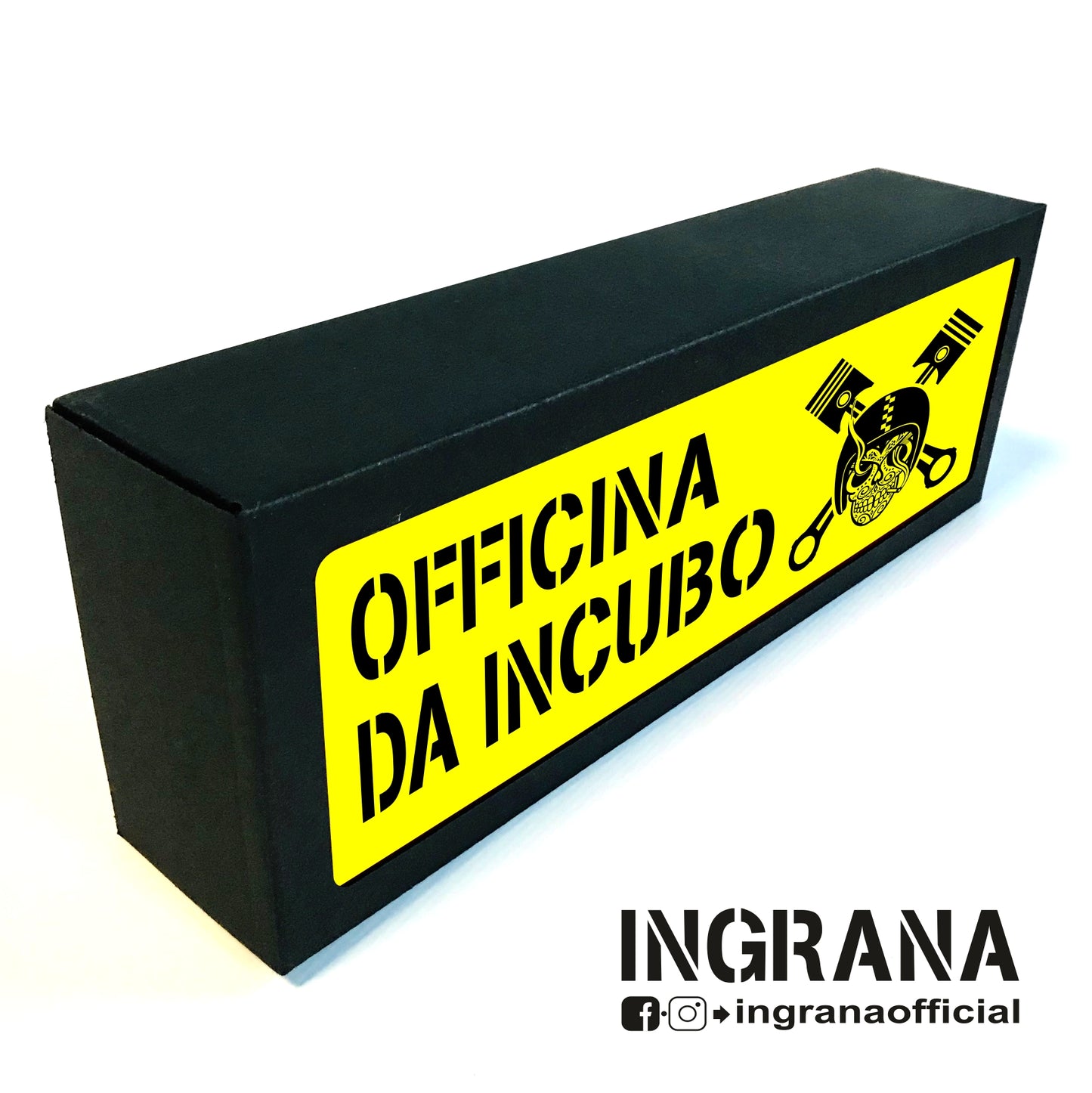 Insegna luminosa "OFFICINA DA INCUBO"