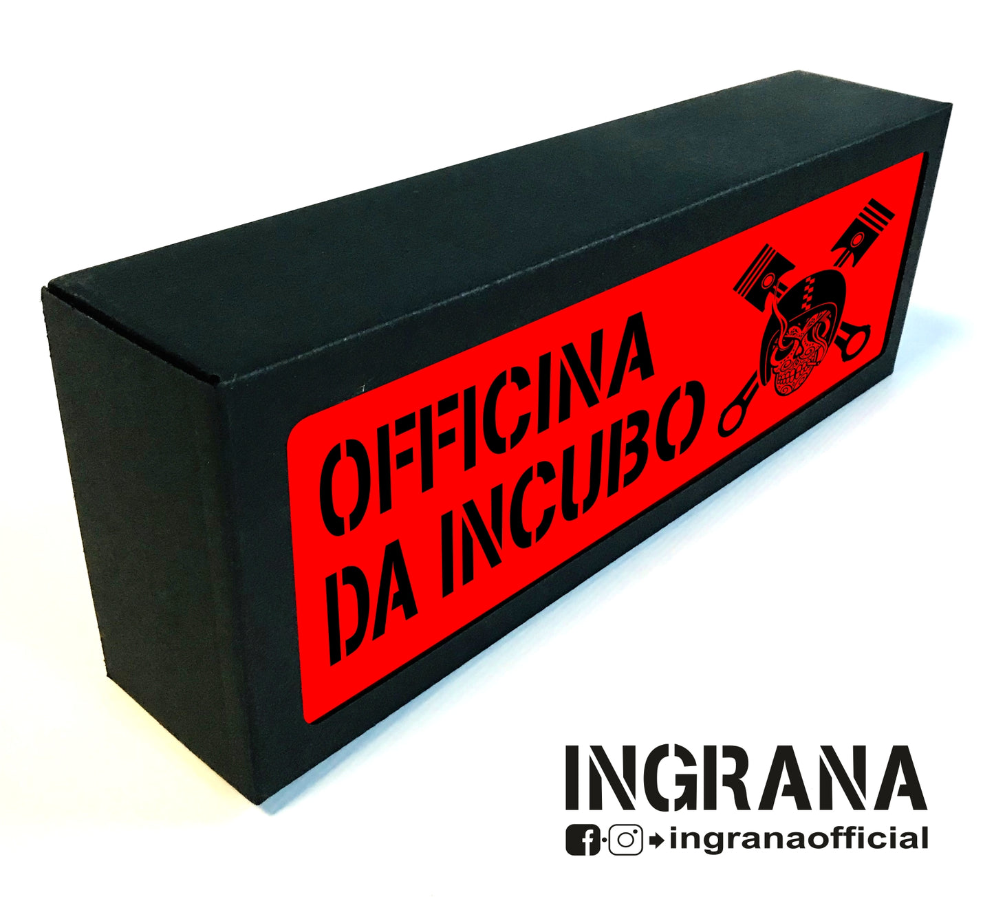 Insegna luminosa "OFFICINA DA INCUBO"