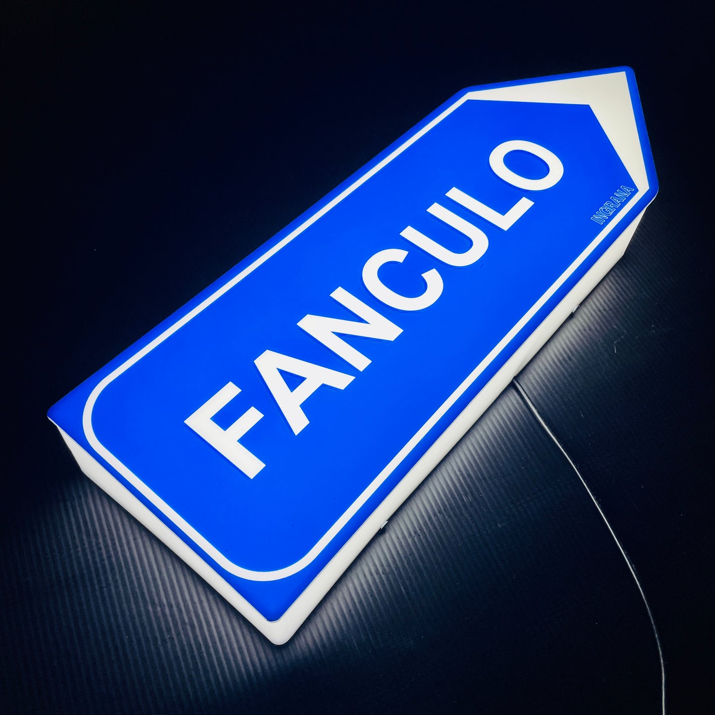Lampada "Fanculo"