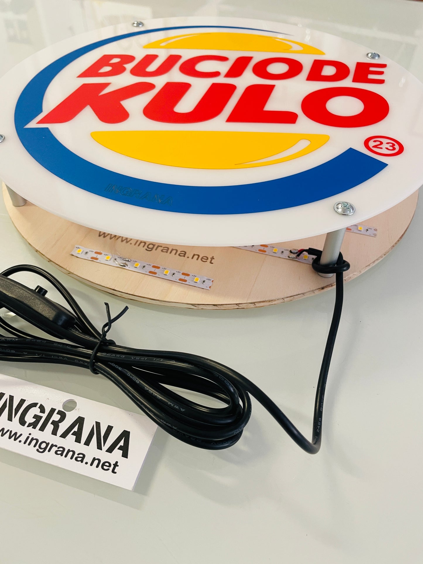 Lampada "Bucio de kulo"