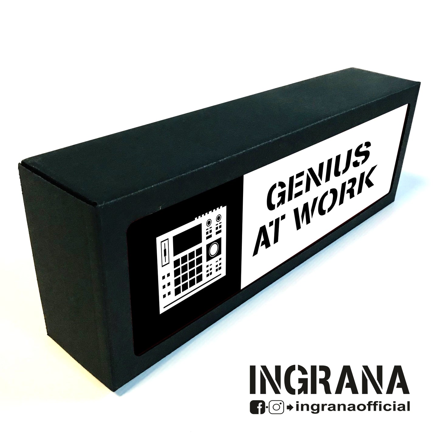 Insegna luminosa "GENIUS AT WORK"