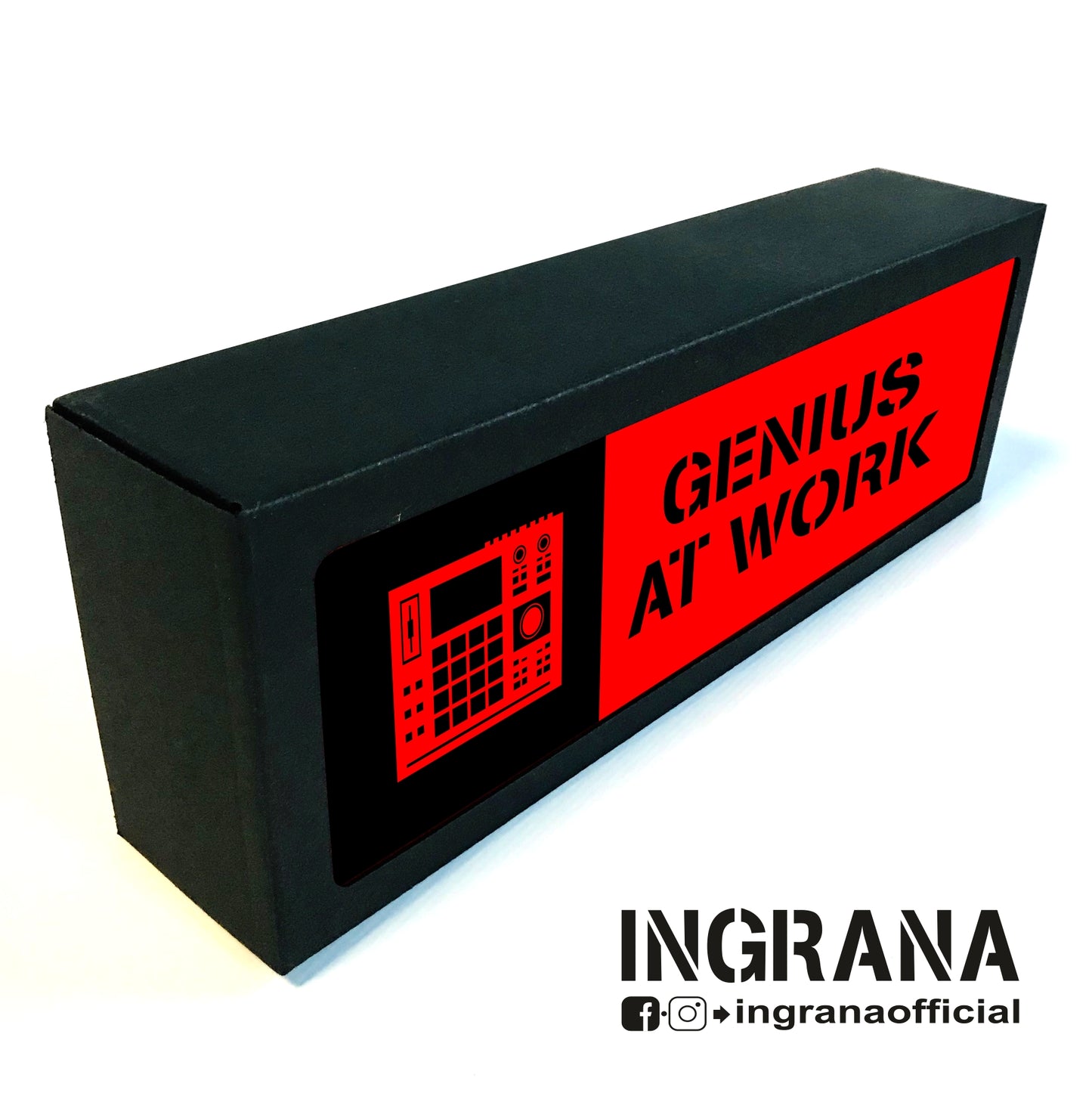 Insegna luminosa "GENIUS AT WORK"