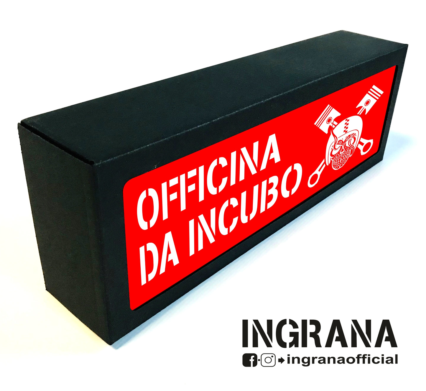 Insegna luminosa "OFFICINA DA INCUBO"