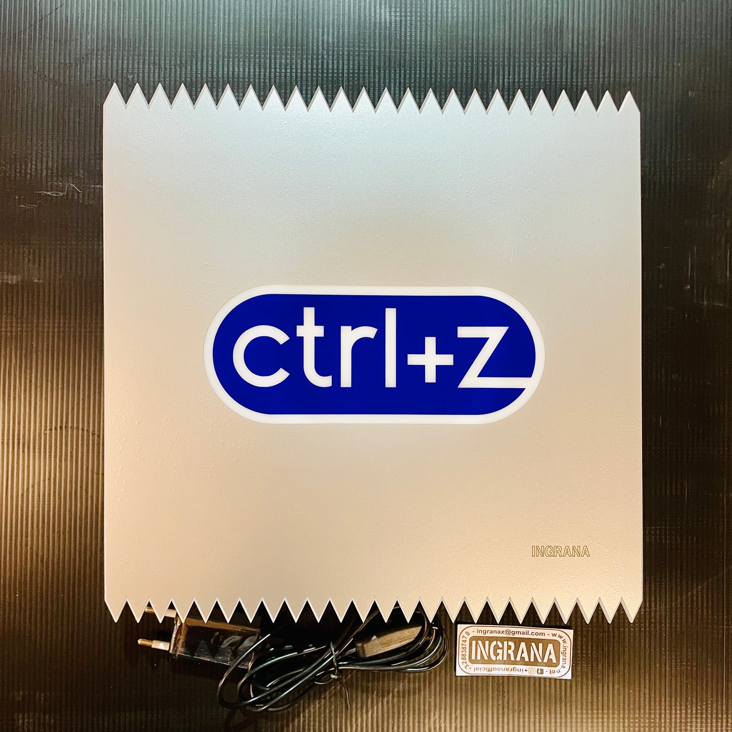Lampada "CTRL+Z"