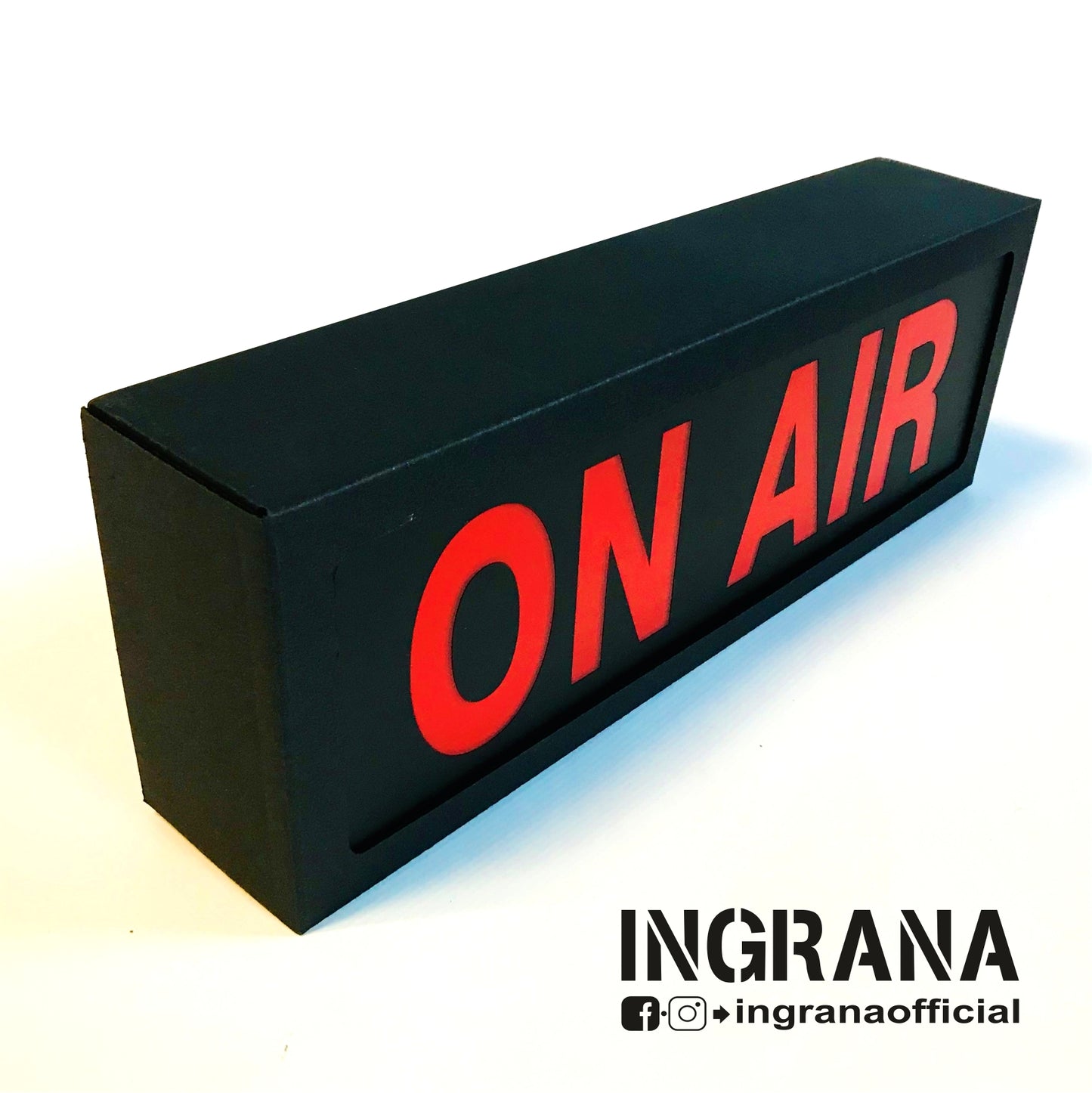 Insegna luminosa "ON AIR"